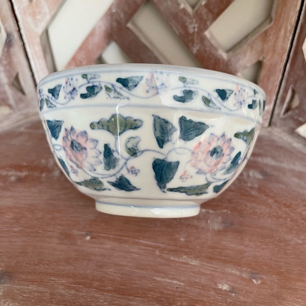 Small pink and green bowl